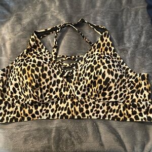Torrid Wireless XO triangle bikini top